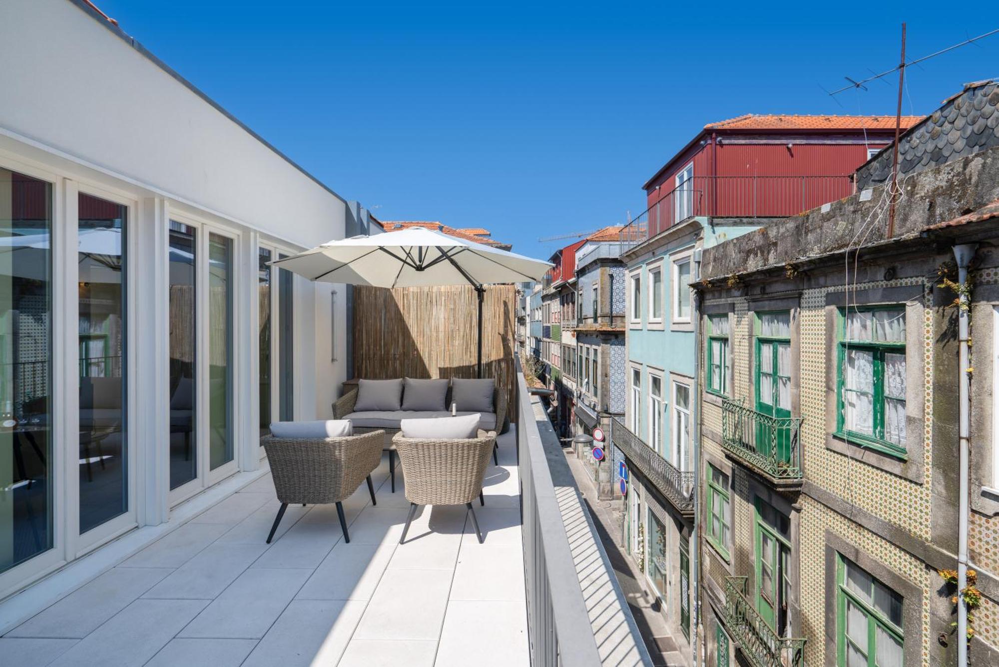 Apartmán Host Wise - Luxurious Private Flats - Balcony Porto Pokoj fotografie